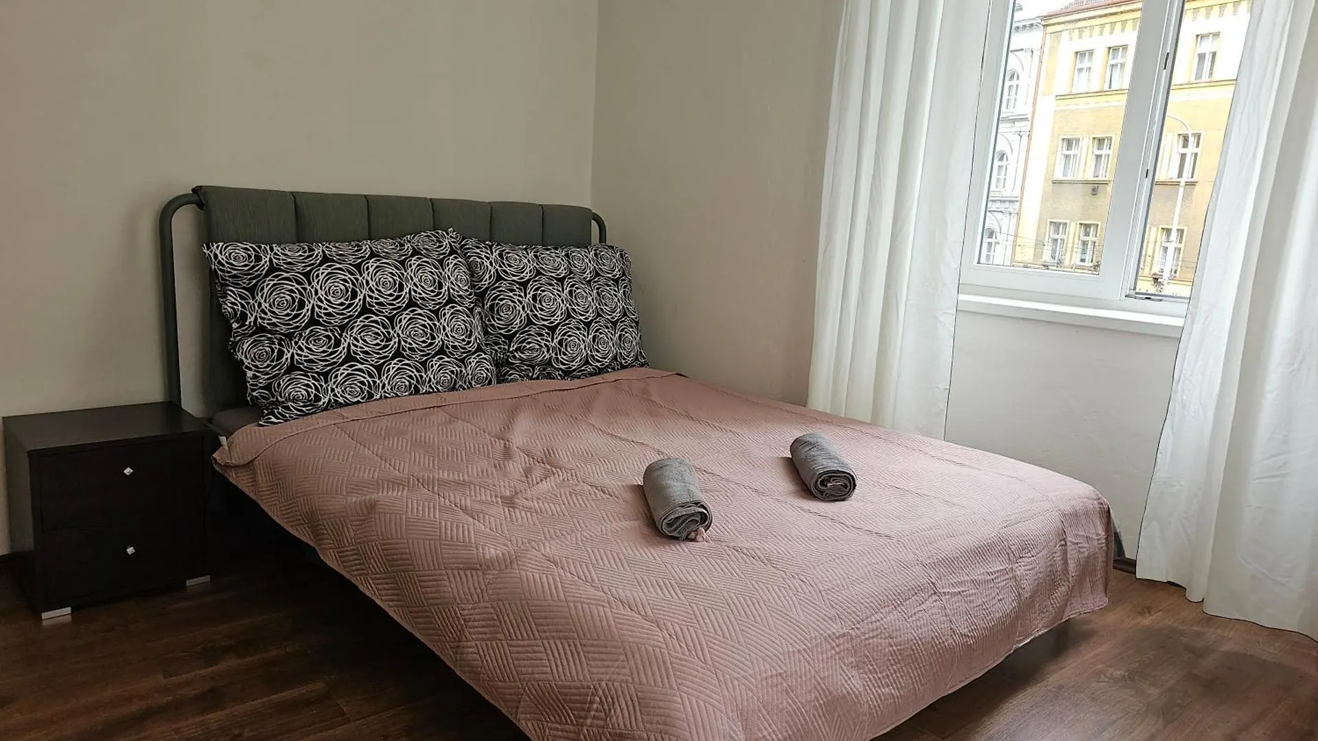 Apartments Zizkov 2C Prague